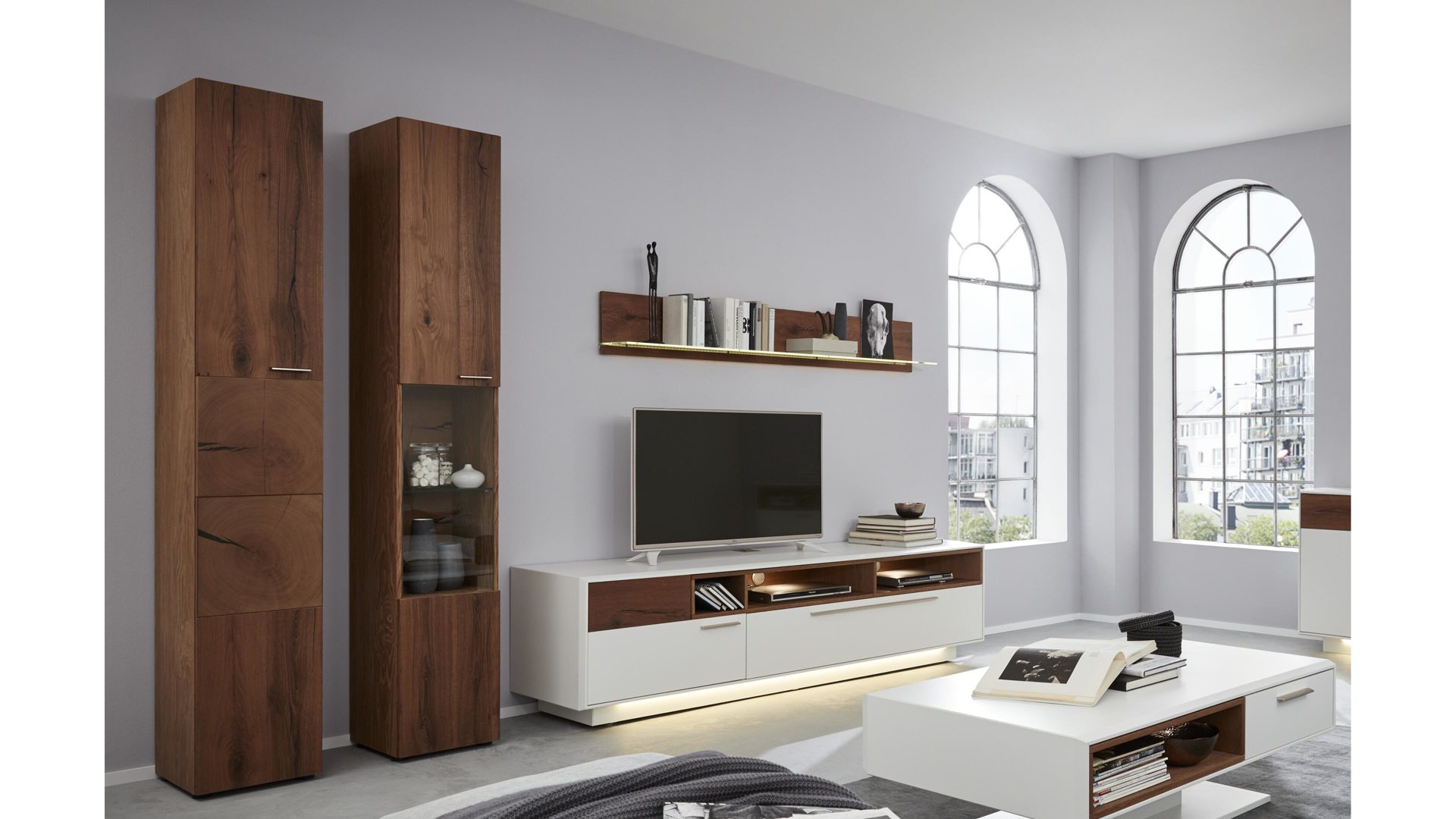 Alter Weisser Holz Schrank Einrichtung Ideen Wohnzimmer